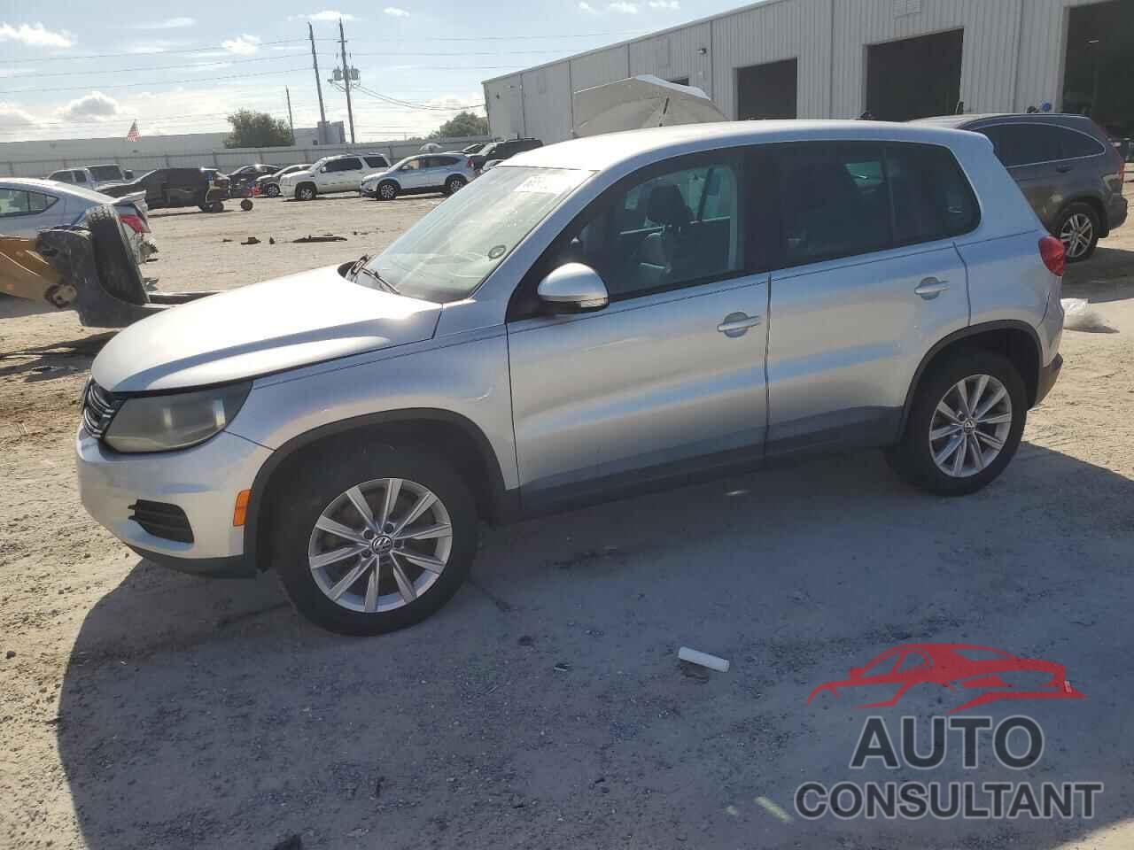VOLKSWAGEN TIGUAN 2014 - WVGAV3AX5EW536199
