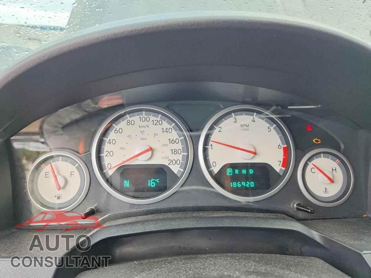 DODGE CARAVAN 2010 - 2D4RN4DX8AR452330