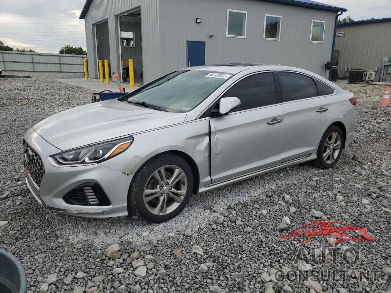 HYUNDAI SONATA 2018 - 5NPE34AF3JH602600