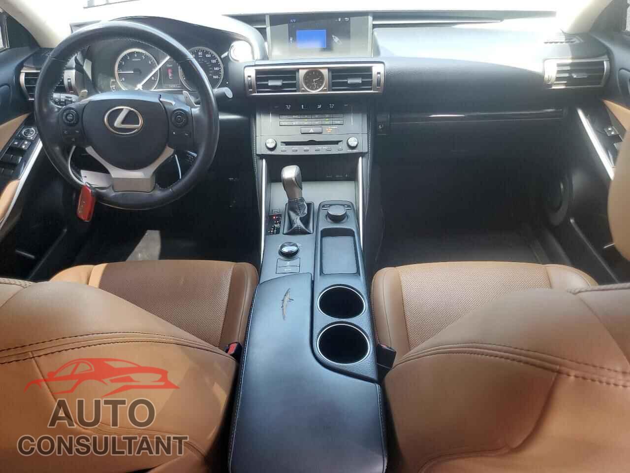 LEXUS IS 2016 - JTHBA1D22G5002514