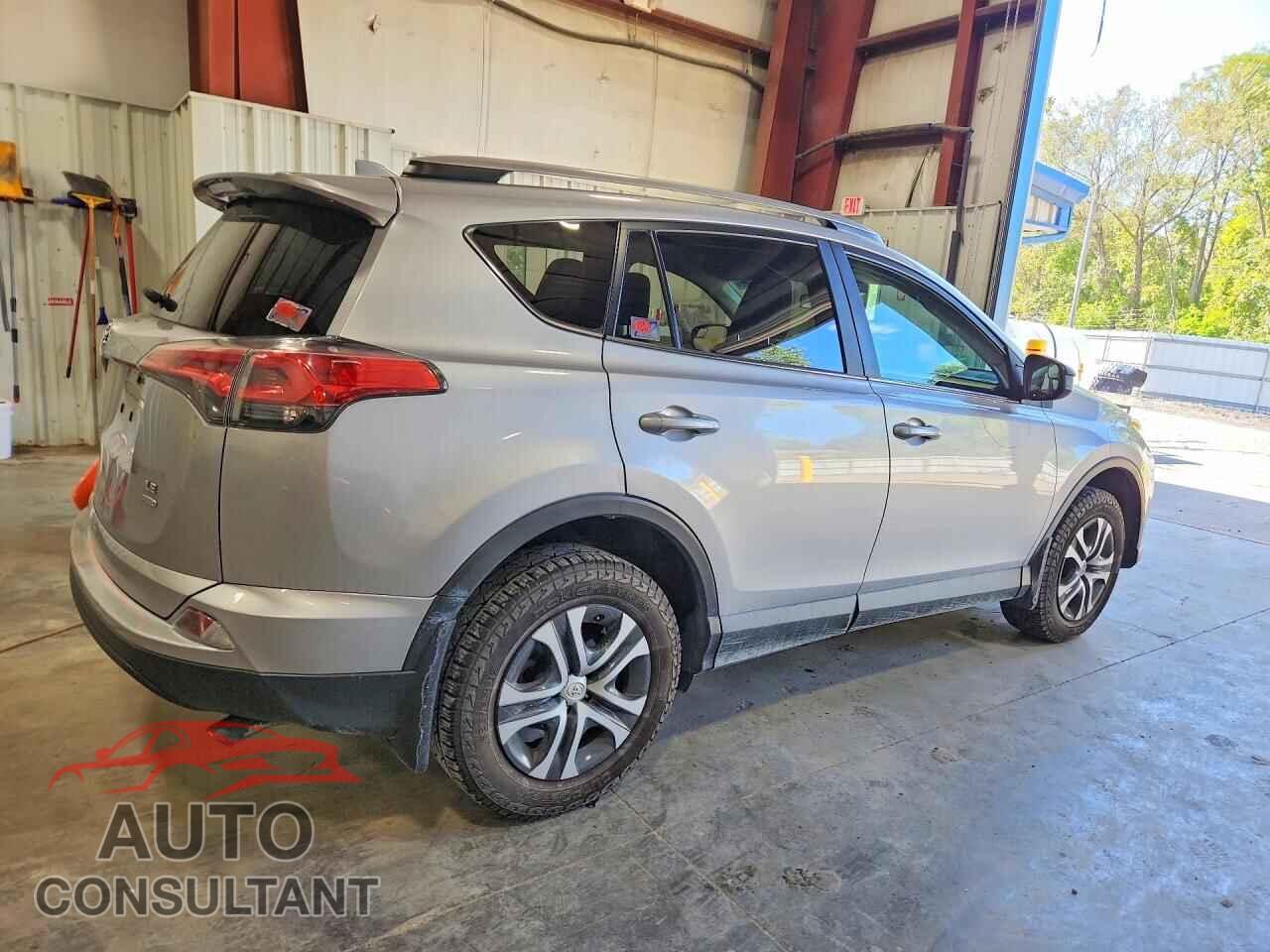 TOYOTA RAV4 2017 - 2T3BFREV3HW578455