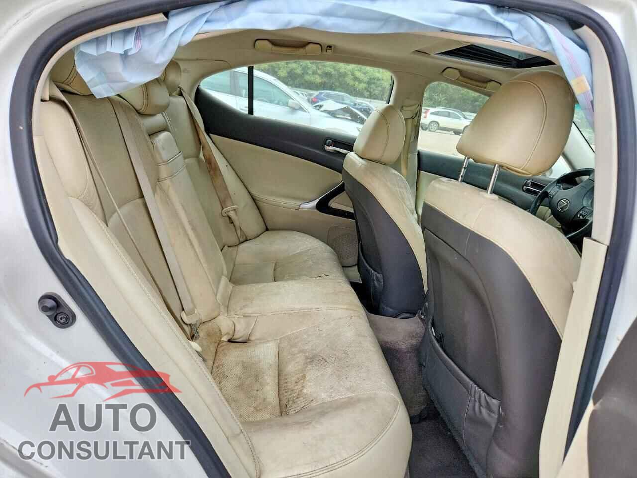 LEXUS IS 2010 - JTHBF5C24A2095894