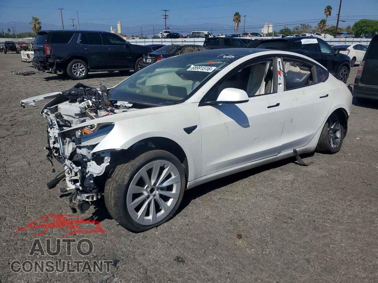 TESLA MODEL 3 2022 - 5YJ3E1EA0NF251681