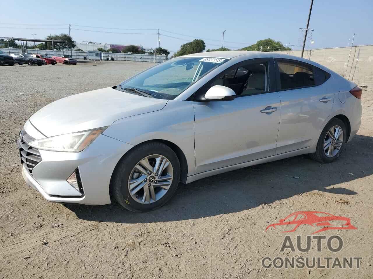 HYUNDAI ELANTRA 2019 - KMHD84LF9KU798667