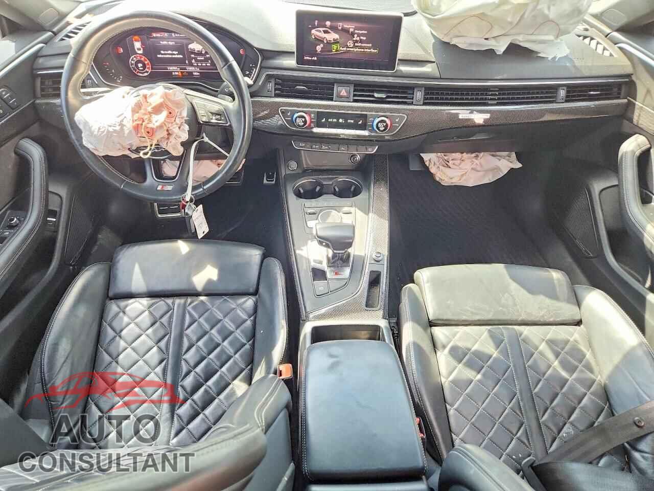 AUDI S5/RS5 2018 - WAUC4CF52JA009751