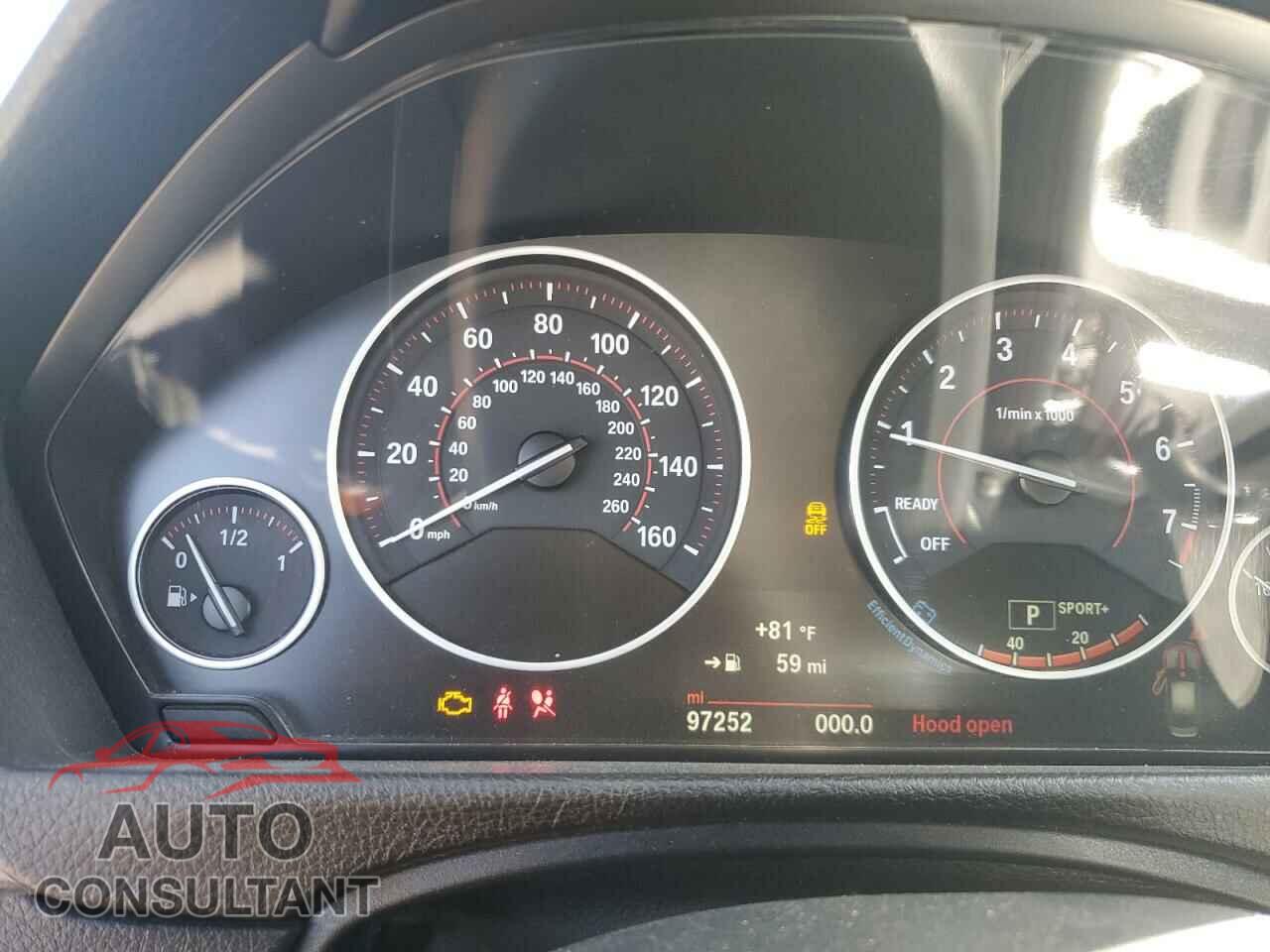 BMW 3 SERIES 2017 - WBA8B3C36HK777641