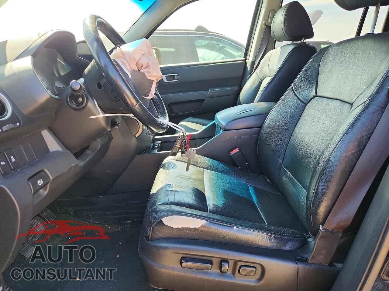 HONDA PILOT 2015 - 5FNYF4H9XFB023193