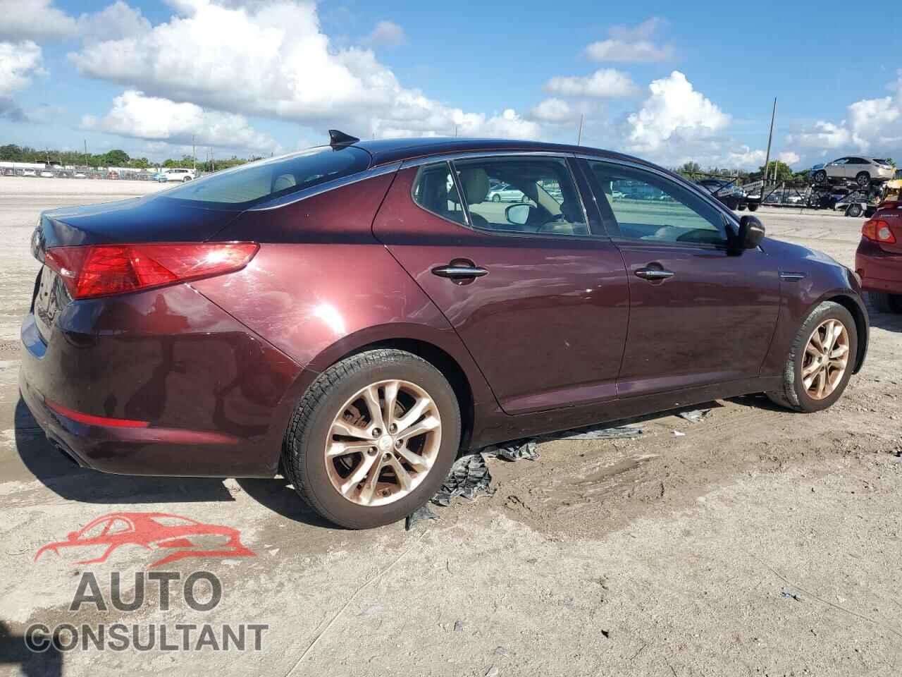 KIA OPTIMA 2013 - 5XXGN4A71DG096437