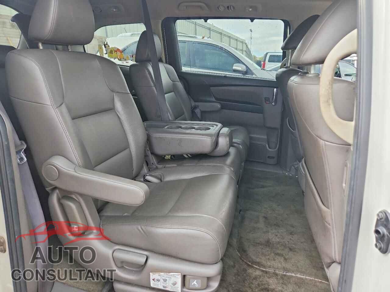 HONDA ODYSSEY 2014 - 5FNRL5H61EB056333