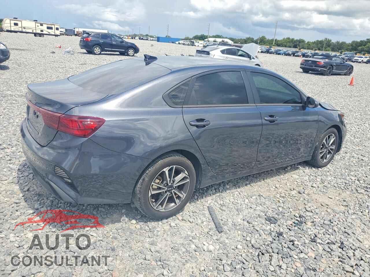 KIA FORTE 2023 - 3KPF24AD2PE601084