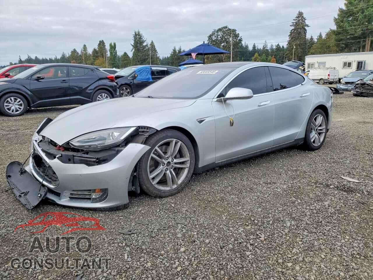 TESLA MODEL S 2015 - 5YJSA1H25FF090788