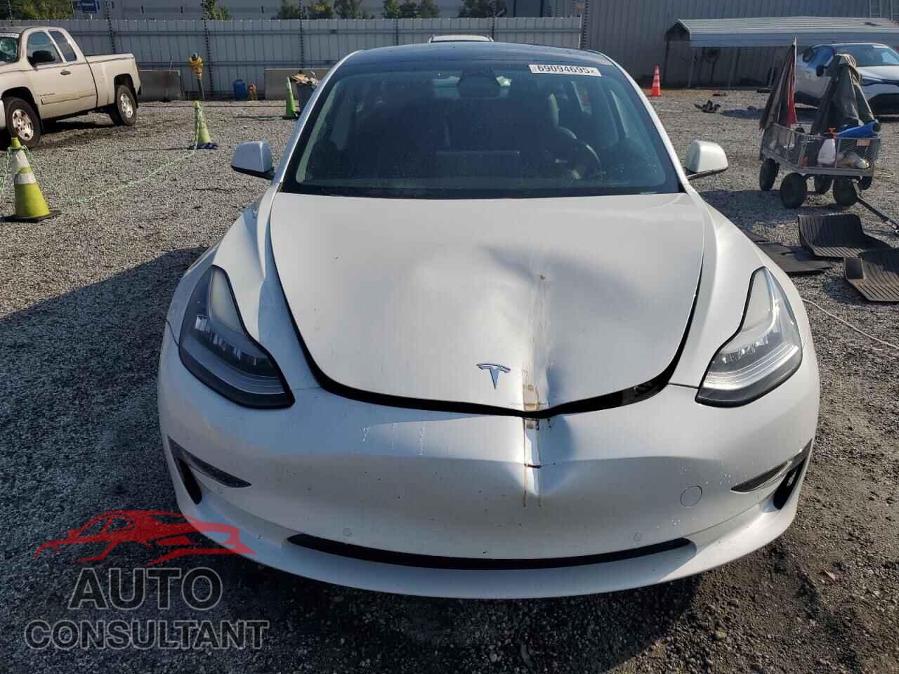 TESLA MODEL 3 2021 - 5YJ3E1EB5MF859087