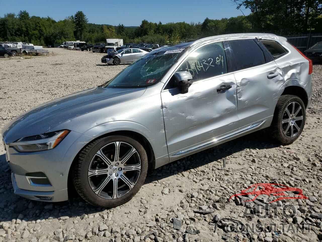 VOLVO XC60 2018 - YV4102RL5J1043514