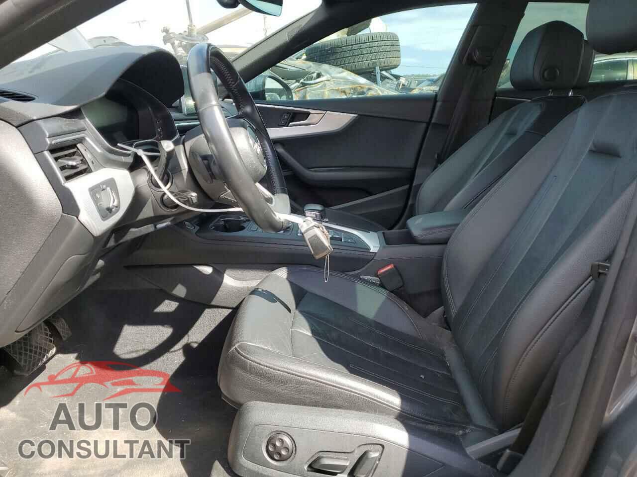 AUDI A5 2018 - WAUBNCF59JA008458
