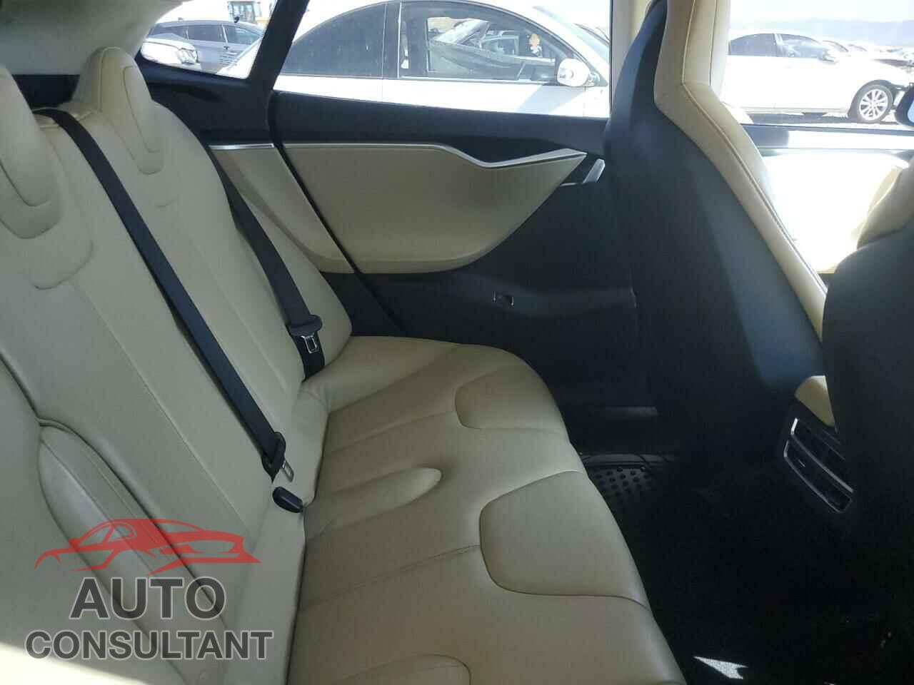 TESLA MODEL S 2013 - 5YJSA1DN6DFP15566