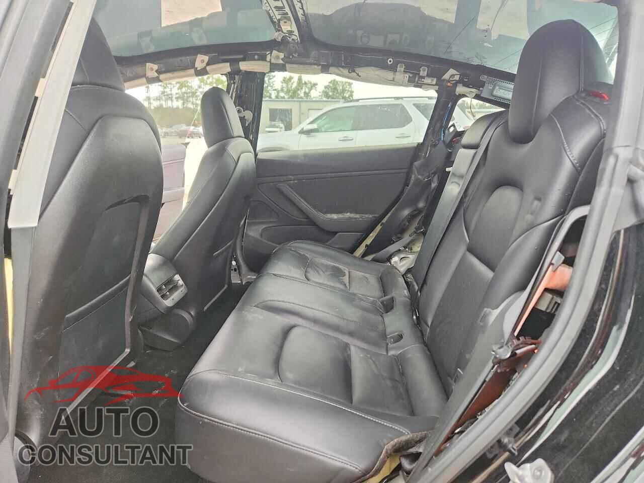 TESLA MODEL 3 2019 - 5YJ3E1EA4KF198673