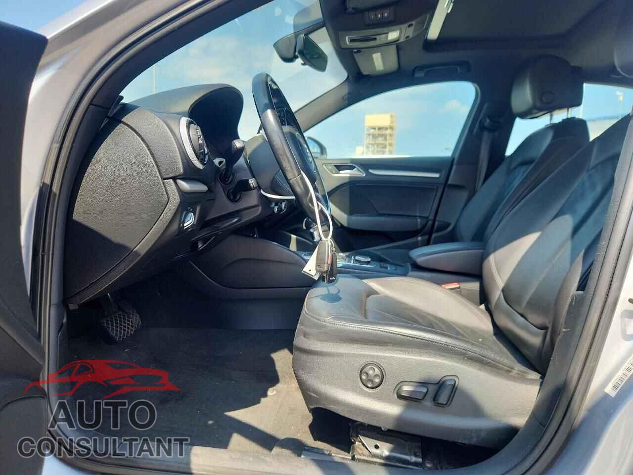 AUDI A3 2016 - WAUA7GFF2G1070069