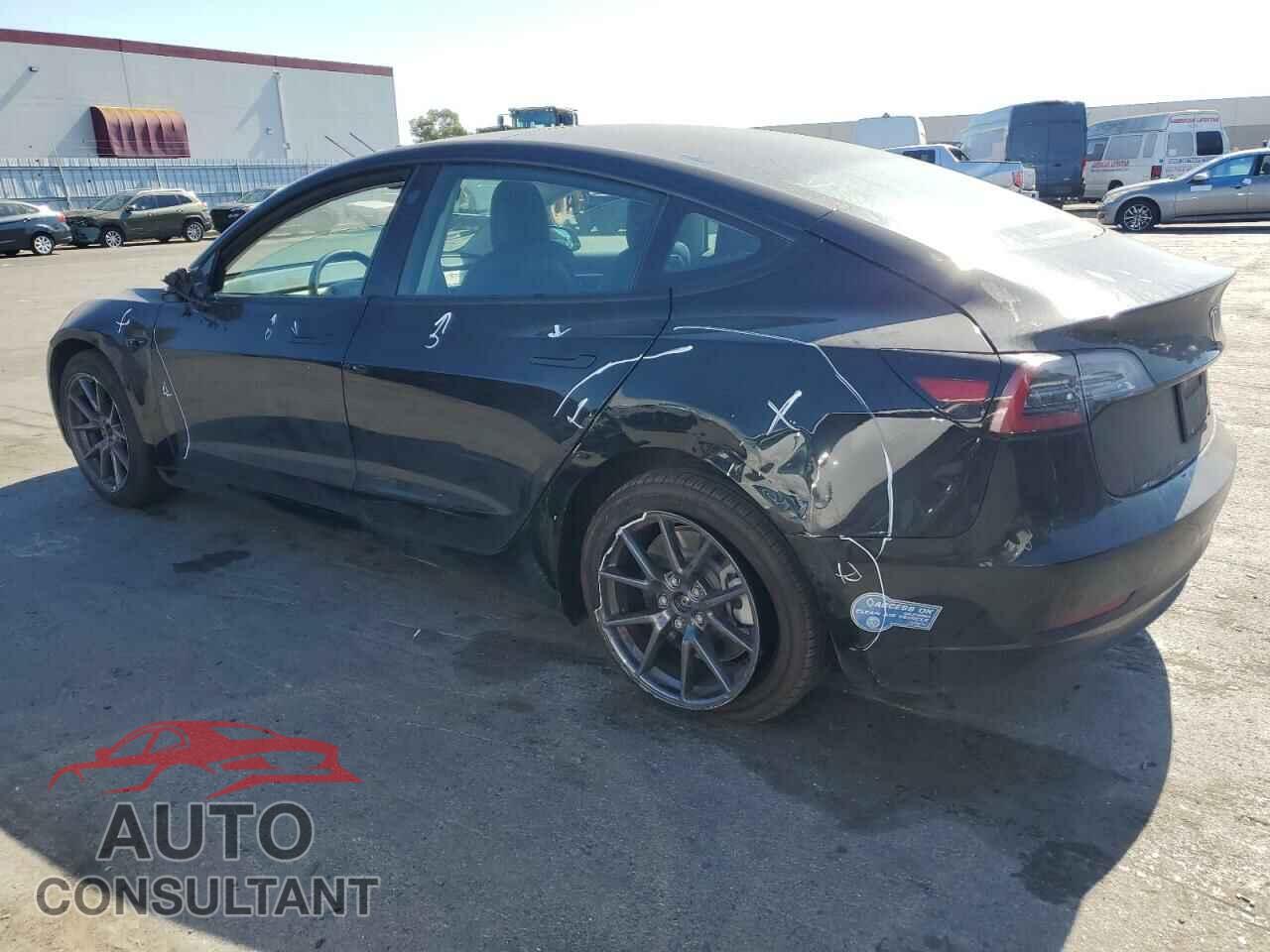TESLA MODEL 3 2021 - 5YJ3E1EA9MF070366