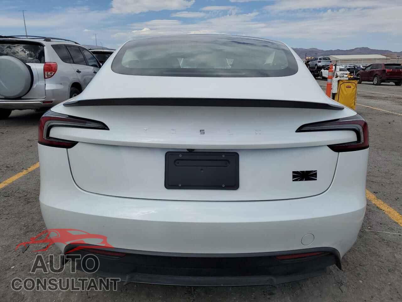 TESLA MODEL 3 2024 - 5YJ3E1ET0RF856212
