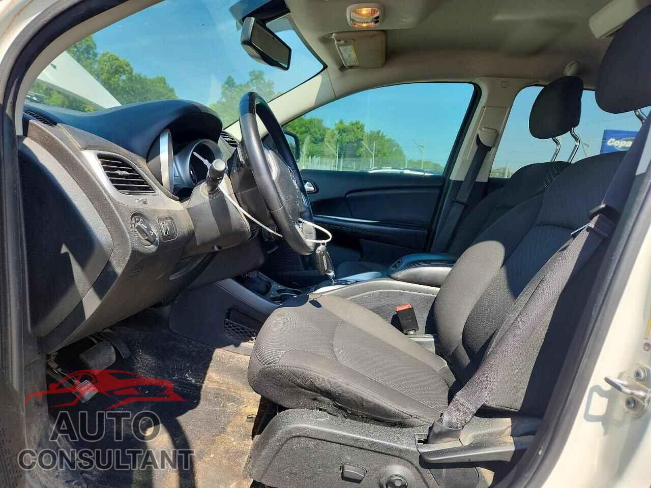 DODGE JOURNEY 2017 - 3C4PDCBB5HT539229
