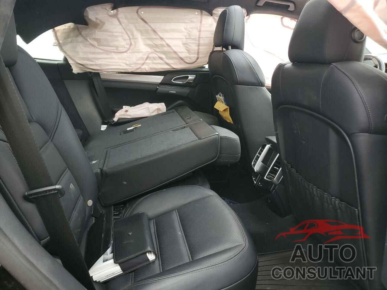 PORSCHE CAYENNE 2015 - WP1AC2A24FLA80562