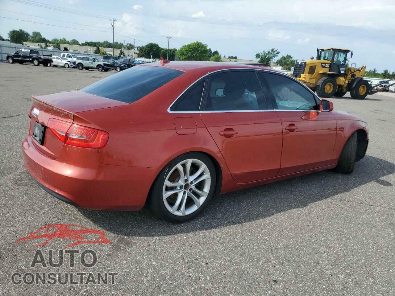 AUDI A4 2013 - WAUDFAFLXDA141470