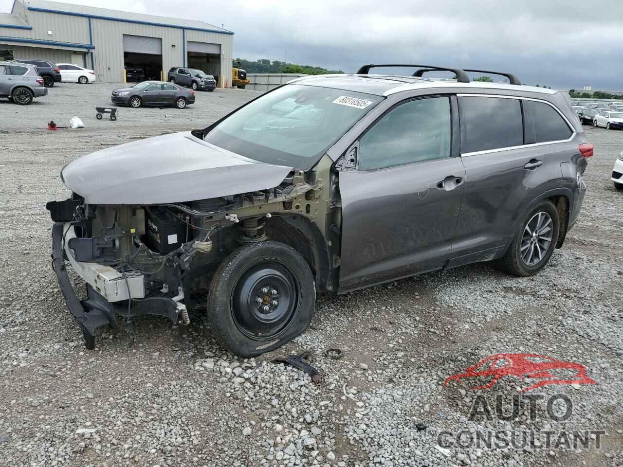 TOYOTA HIGHLANDER 2019 - 5TDJZRFH9KS936811