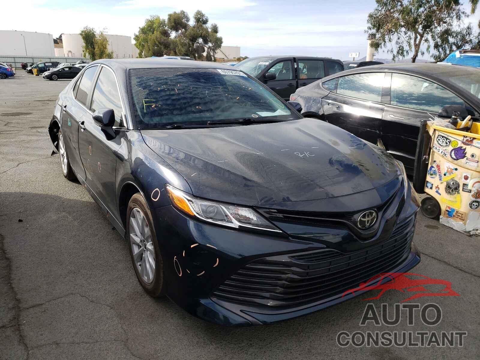 TOYOTA CAMRY 2018 - JTNB11HK0J3022657