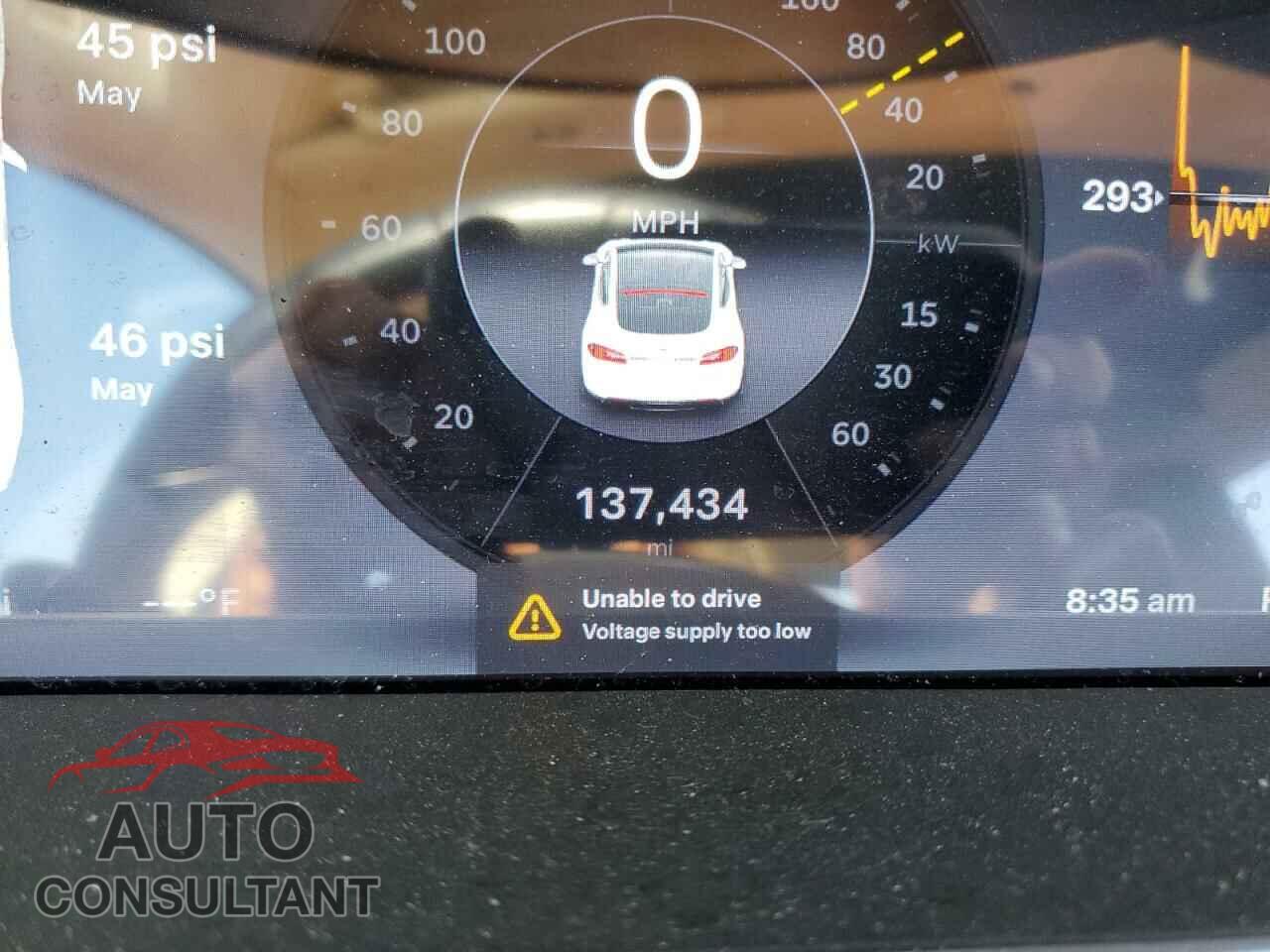 TESLA MODEL S 2013 - 5YJSA1DN0DFP08094