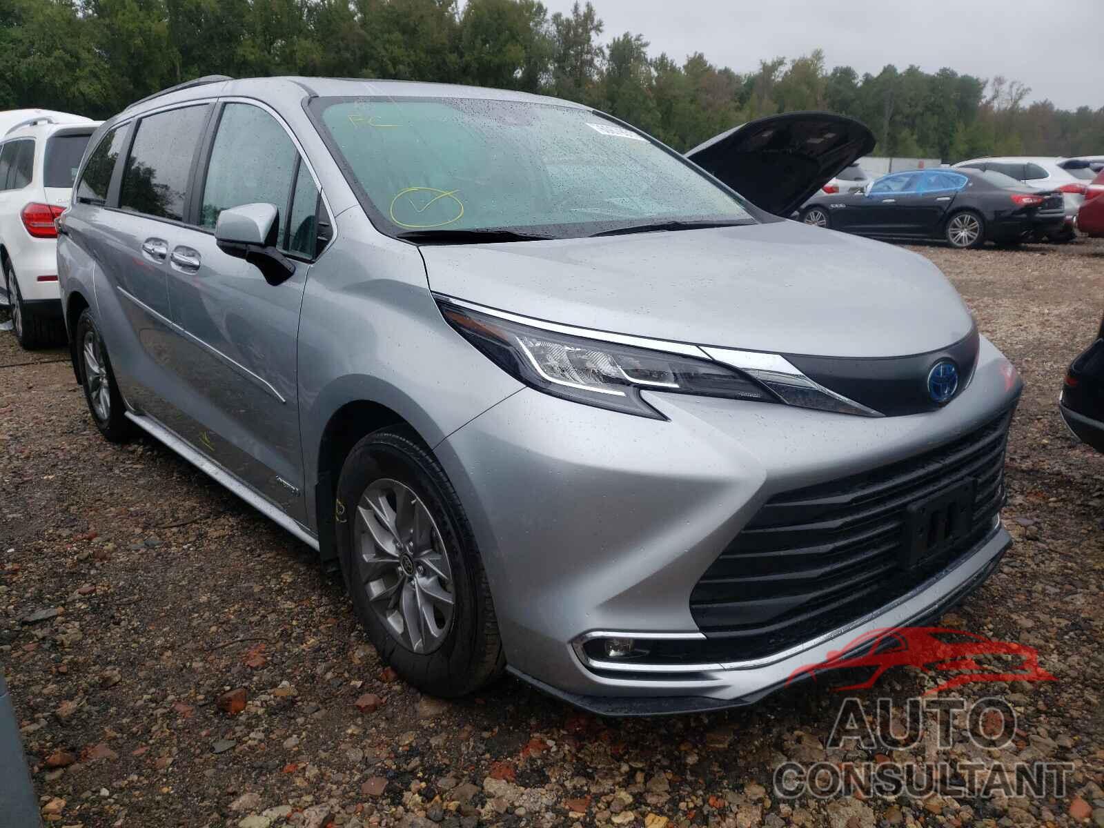 TOYOTA SIENNA 2021 - 5TDJRKEC3MS029116