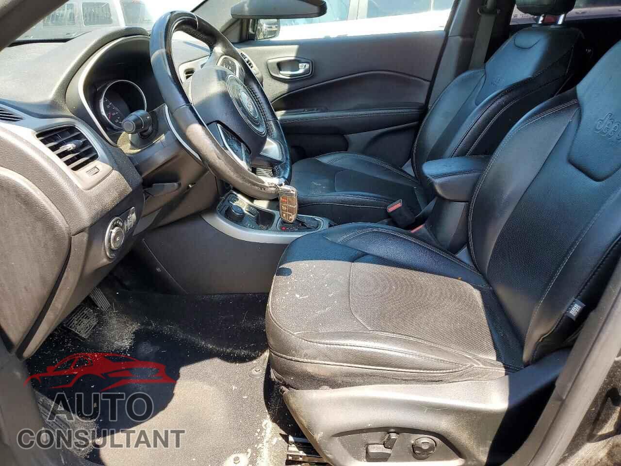 JEEP COMPASS 2020 - 3C4NJDCB7LT164201