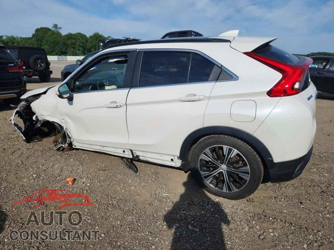 MITSUBISHI ECLIPSE 2018 - JA4AT5AA8JZ048692