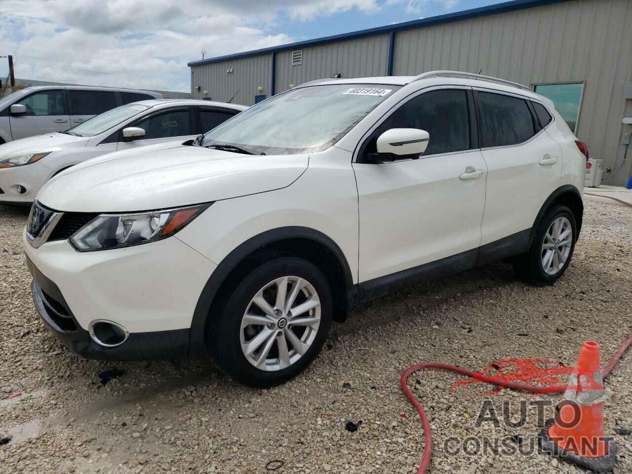 NISSAN ROGUE 2019 - JN1BJ1CP2KW228850