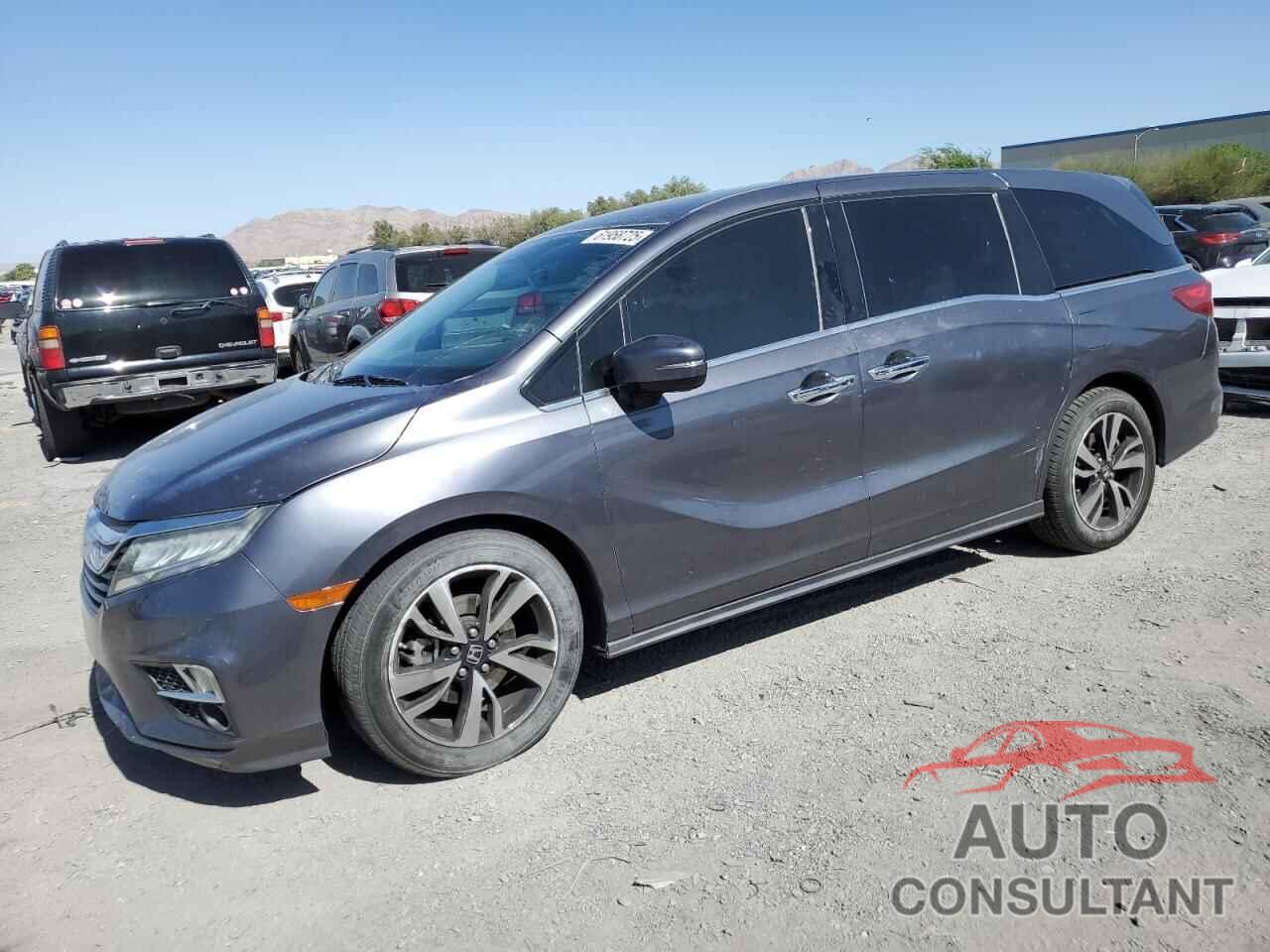 HONDA ODYSSEY 2018 - 5FNRL6H97JB020592
