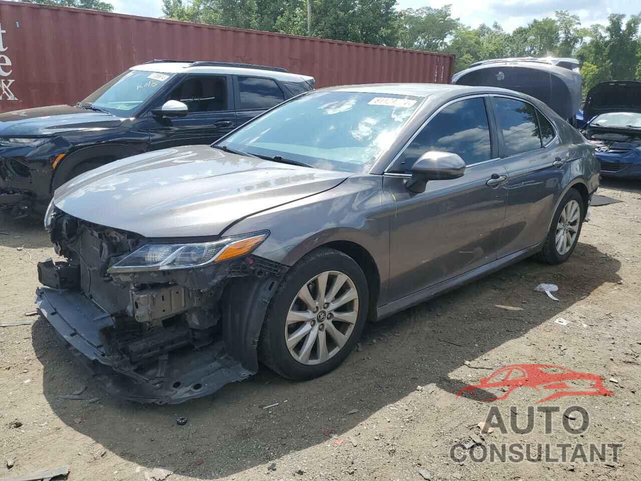 TOYOTA CAMRY 2018 - 4T1B11HK7JU637801