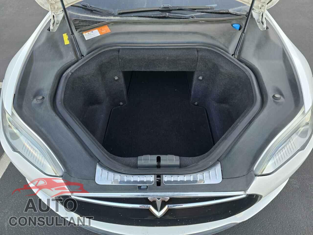TESLA MODEL S 2012 - 5YJSA1CN1CFP02658