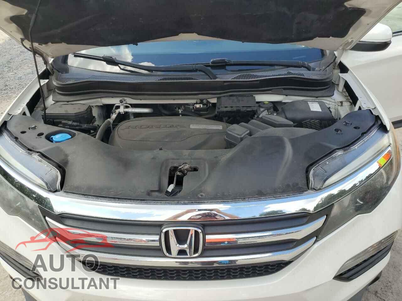 HONDA PILOT 2017 - 5FNYF5H34HB032251