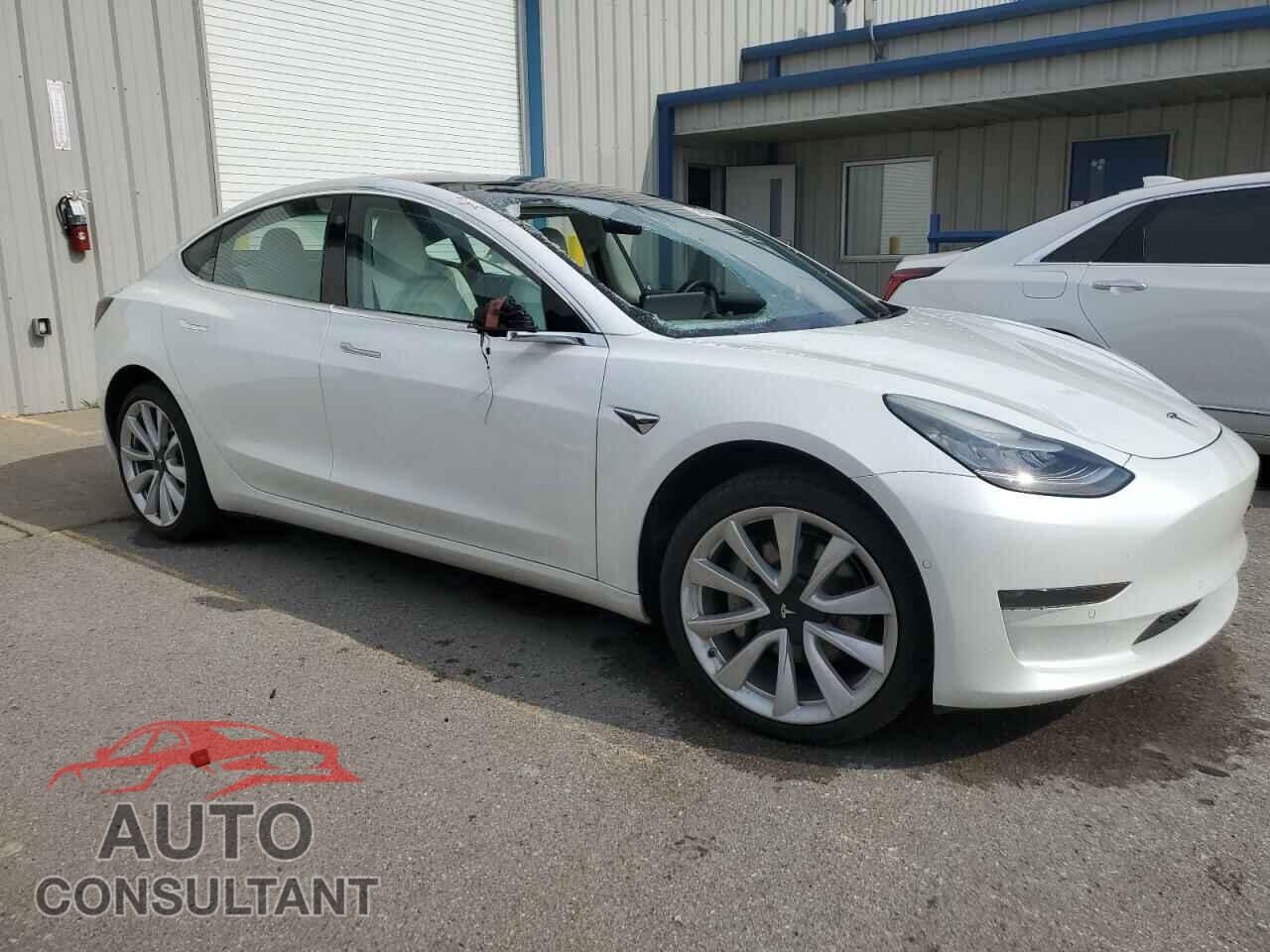 TESLA MODEL 3 2019 - 5YJ3E1EA8KF486793