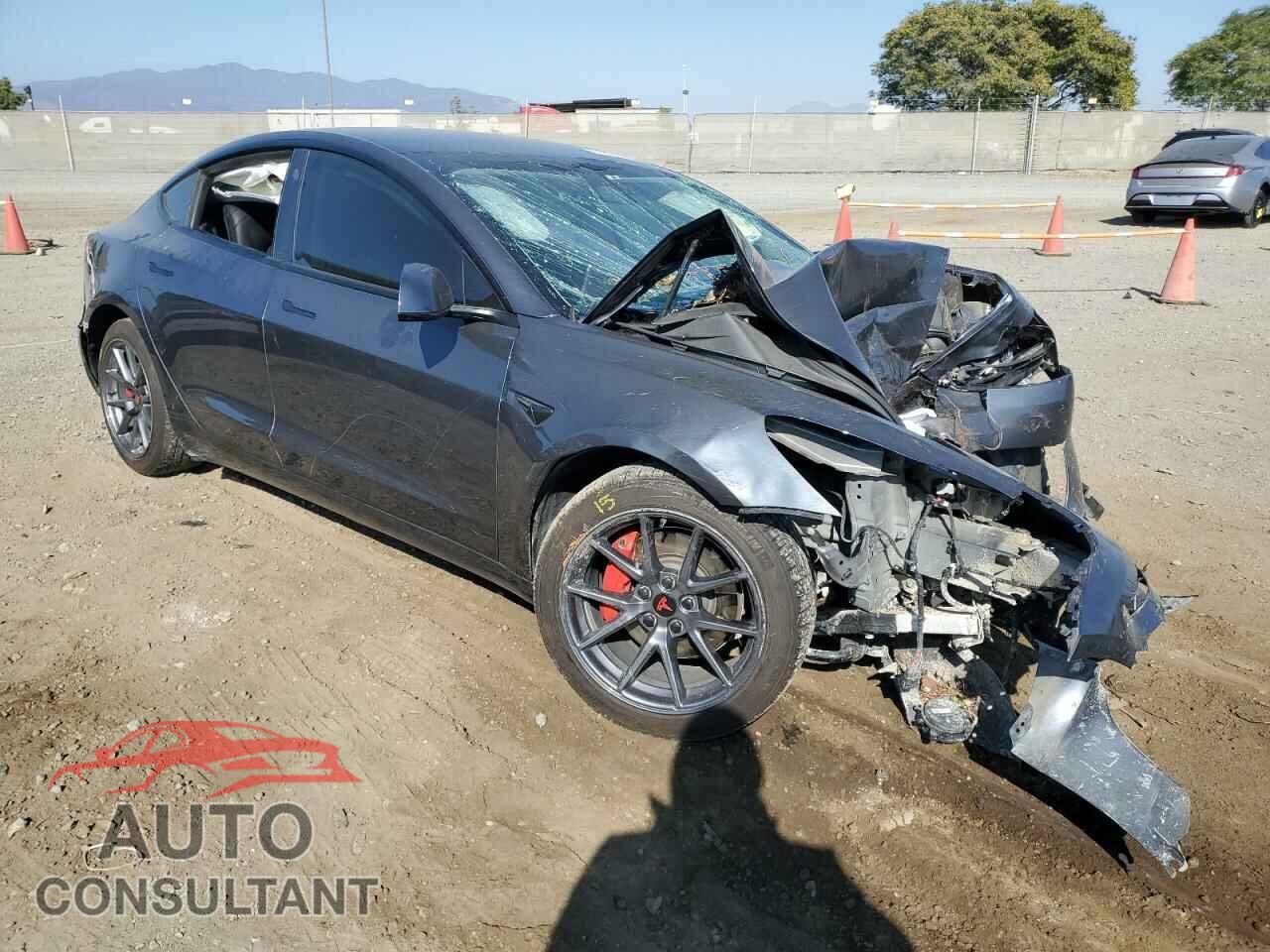 TESLA MODEL 3 2021 - 5YJ3E1EAXMF930226