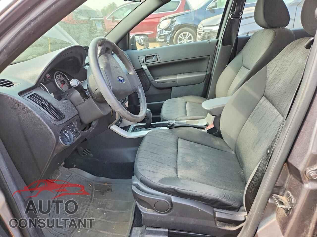FORD FOCUS 2010 - 1FAHP3FN8AW270438