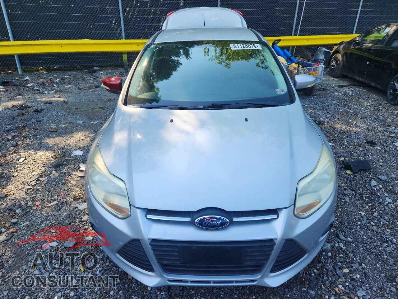 FORD FOCUS 2014 - 1FADP3F20EL259817