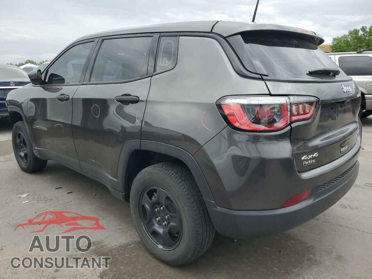 JEEP COMPASS 2018 - 3C4NJDAB8JT135225