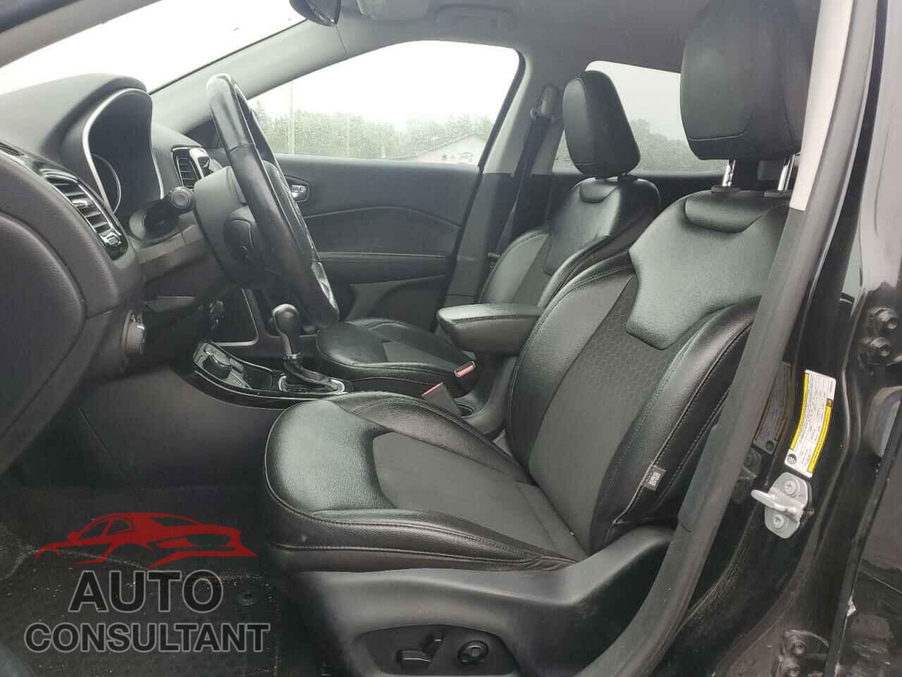 JEEP COMPASS 2019 - 3C4NJDBB0KT696230