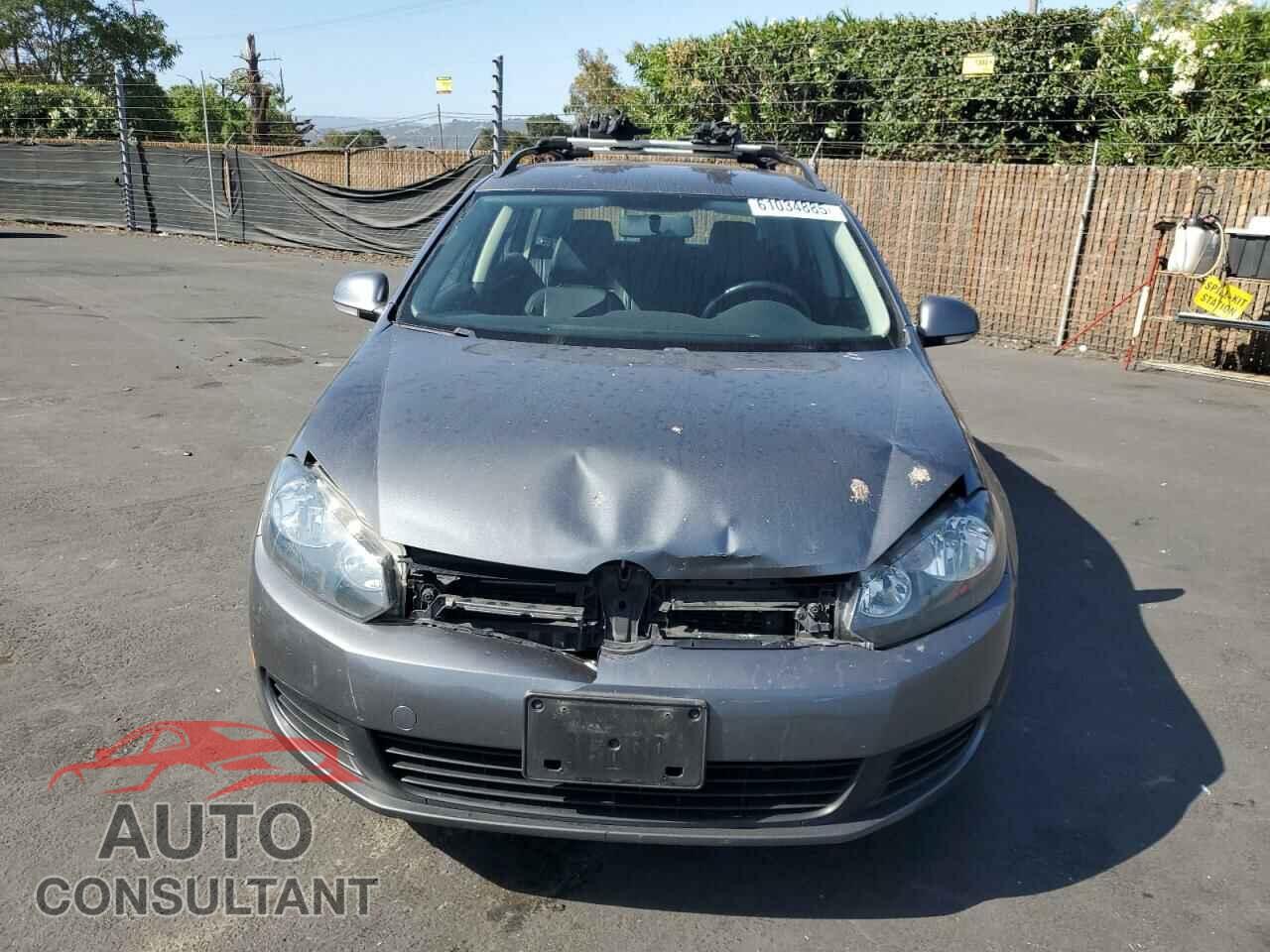 VOLKSWAGEN JETTA 2011 - 3VWPL8AJ9BM617860
