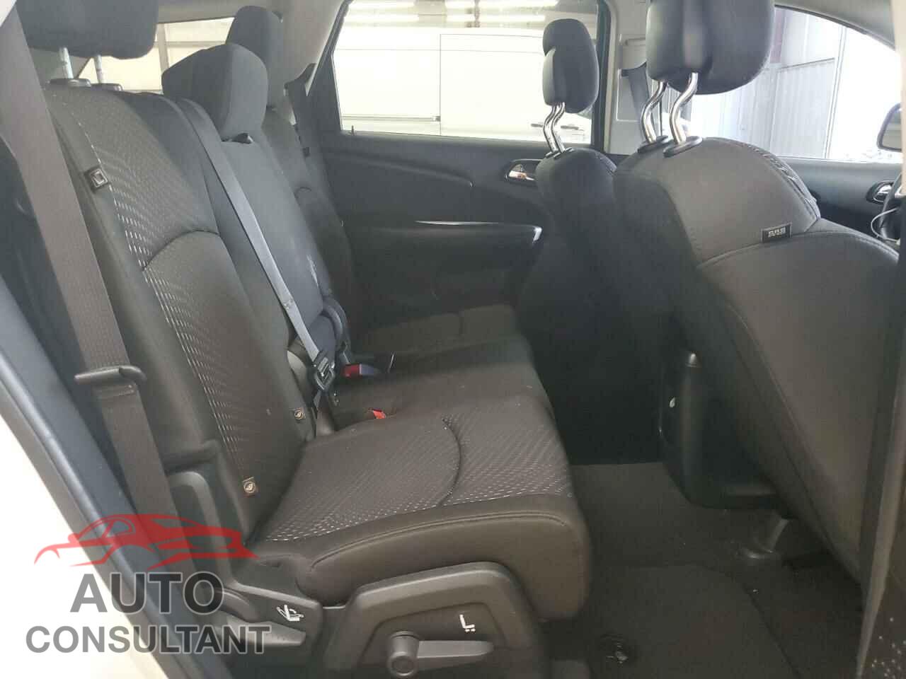 DODGE JOURNEY 2017 - 3C4PDCAB2HT676369