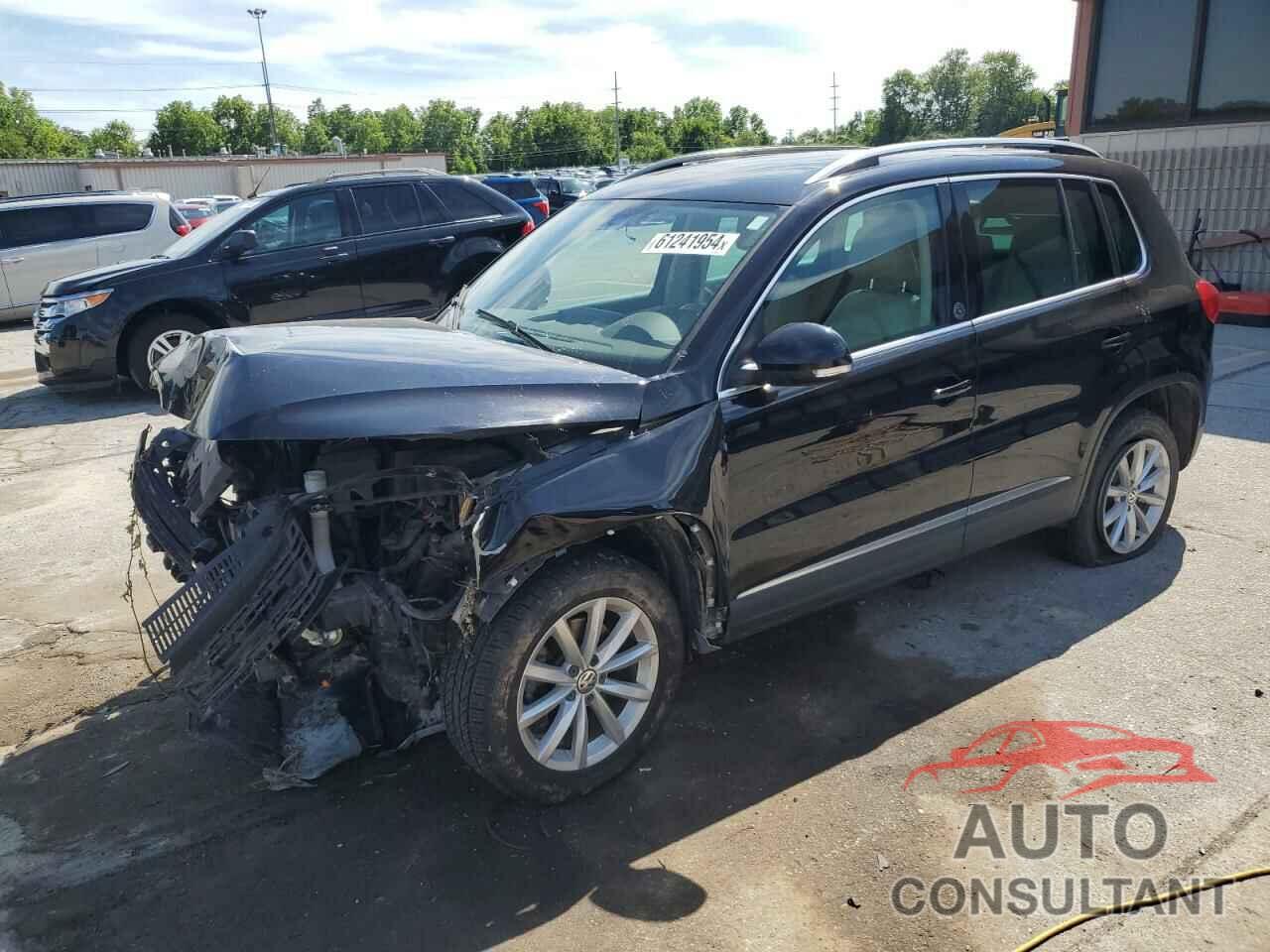 VOLKSWAGEN TIGUAN 2017 - WVGRV7AX5HK006319