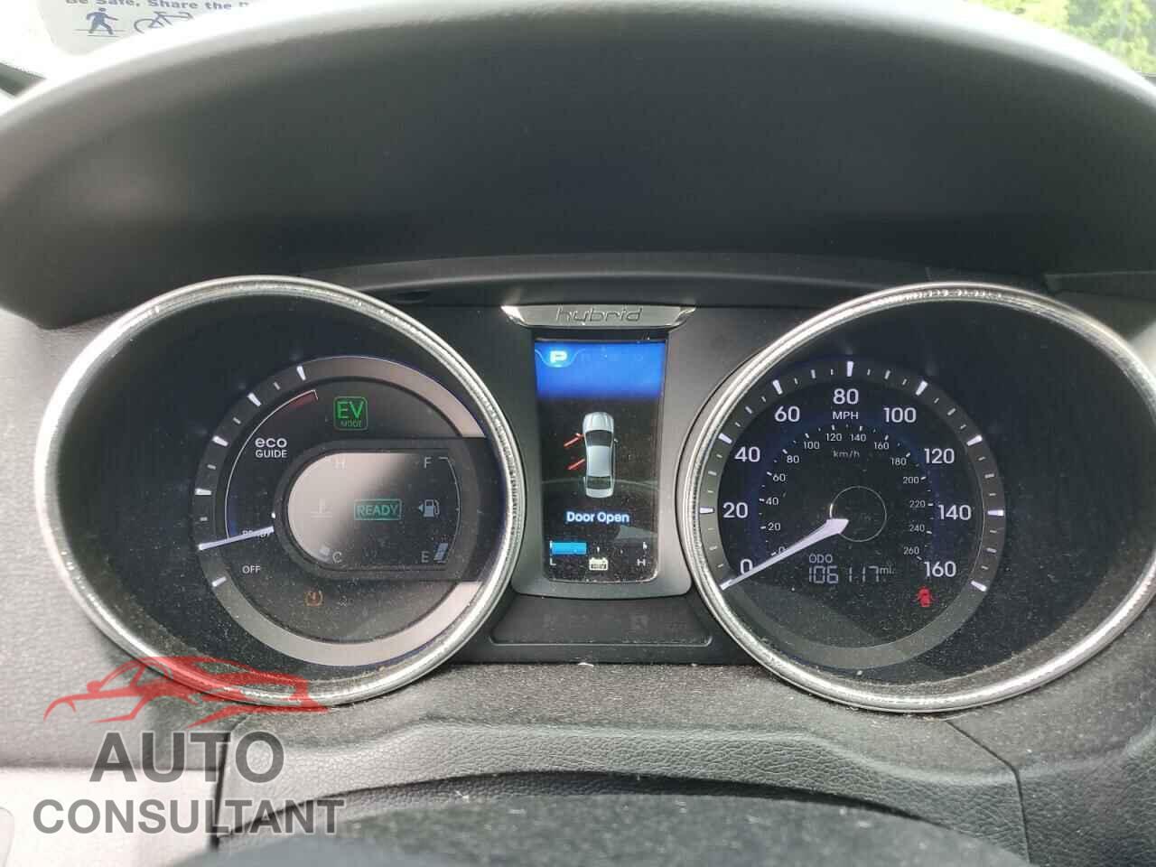 HYUNDAI SONATA 2012 - KMHEC4A45CA031275