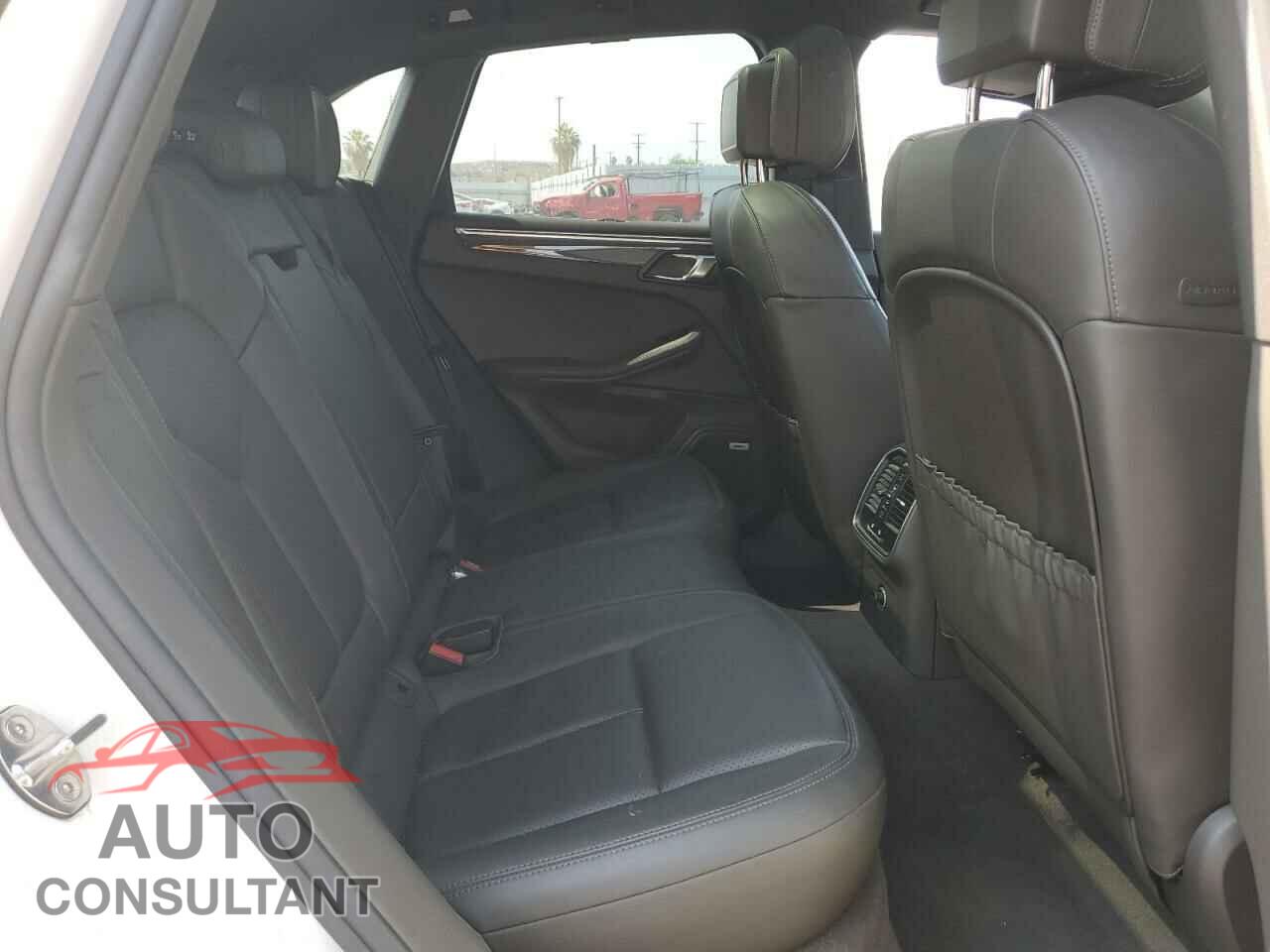 PORSCHE MACAN 2017 - WP1AB2A56HLB13089