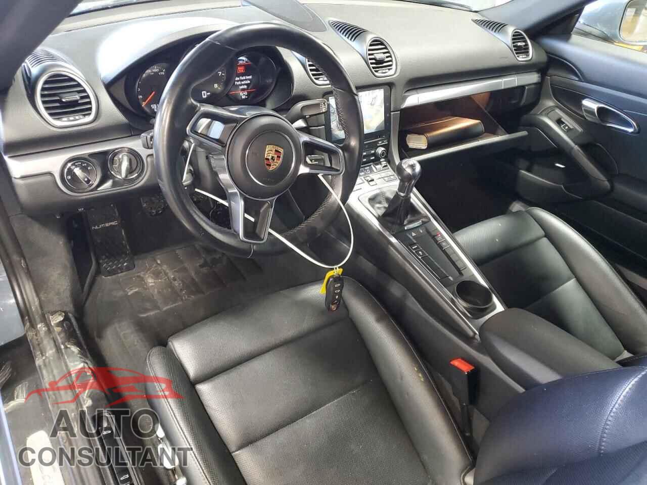 PORSCHE CAYMAN 2017 - WP0AA2A86HS270870