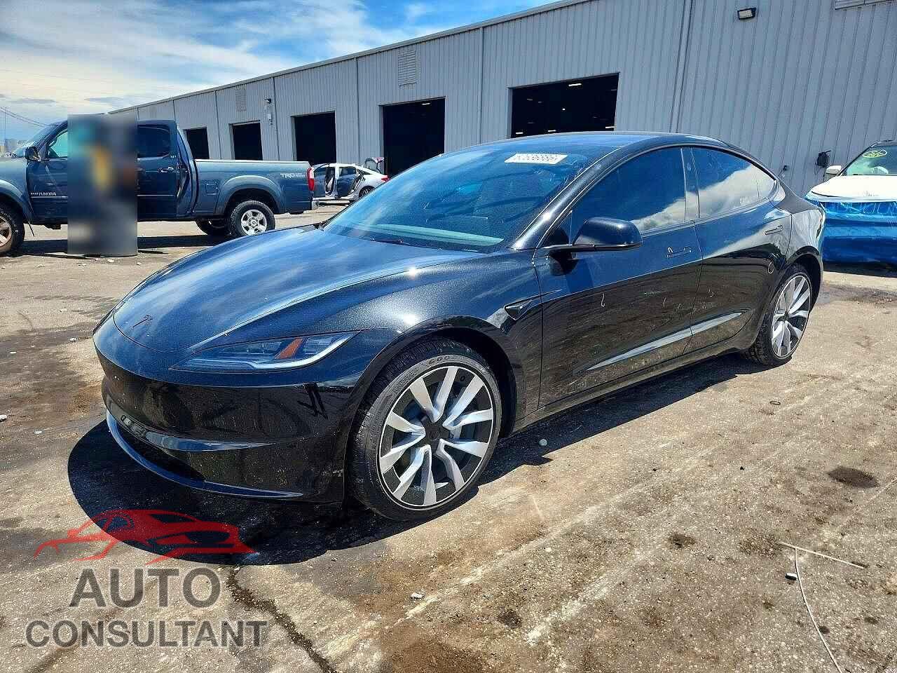 TESLA MODEL 3 2026 - 5YJ3E1EAXTF172497